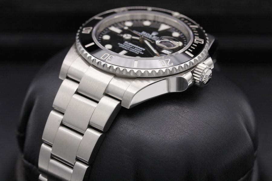 Rolex Submariner 126610 LN